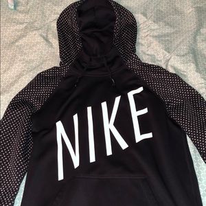 Women’s Nike sweatshirt size S